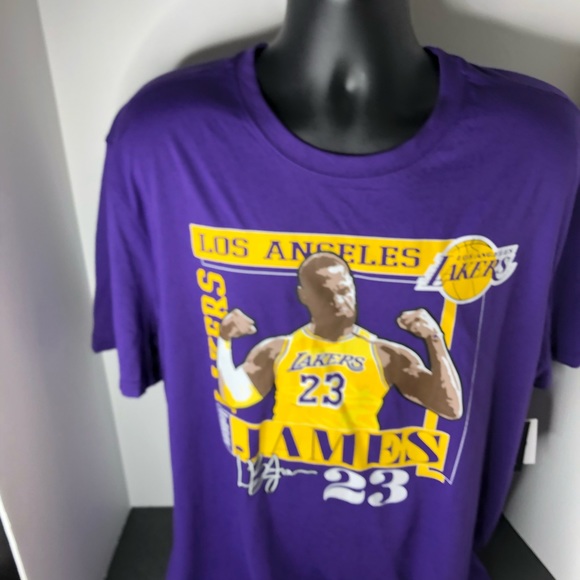 NBA LA Lakers Lebron James #6 Purple Tee T-Shirt - Picture 3 of 7
